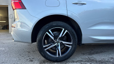 Volvo Xc60 2.0 B4D R DESIGN 5dr AWD Geartronic Diesel Estate